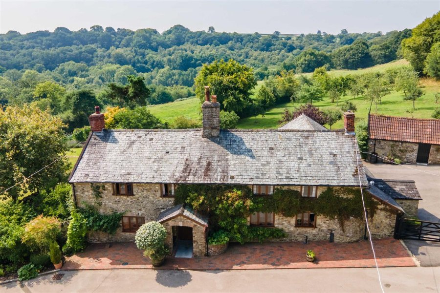 Stags 6 bedroom property for sale in East Devon