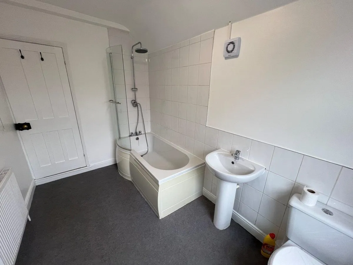SAXBY ROAD, MELTON MOWBRAY