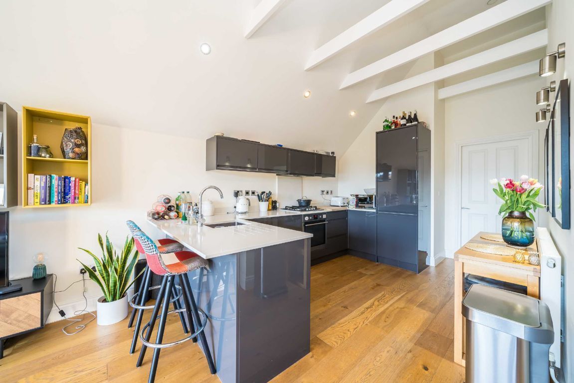Snellers 2 bedroom property for sale in Third Cross Road, Twickenham