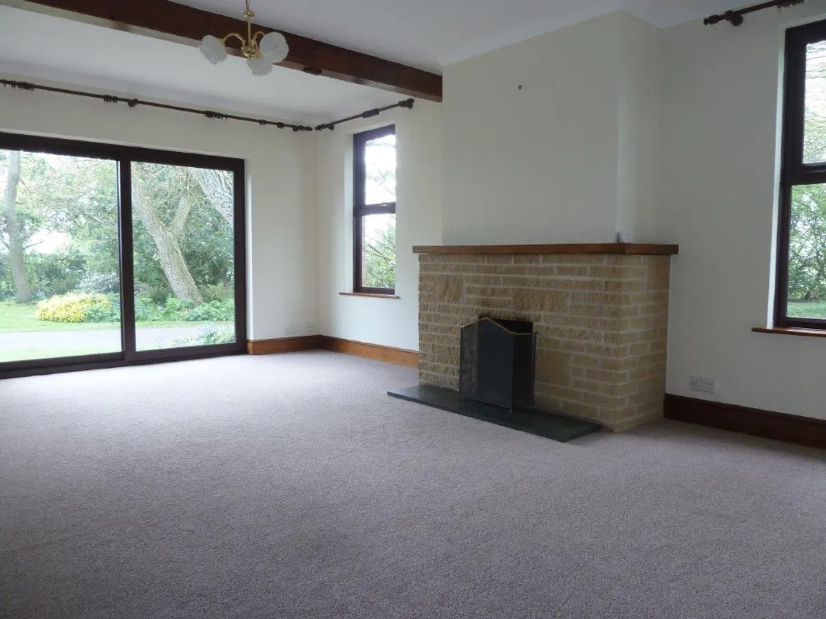SPINNEY LODGE, GIBSONS LANE, OLD DALBY