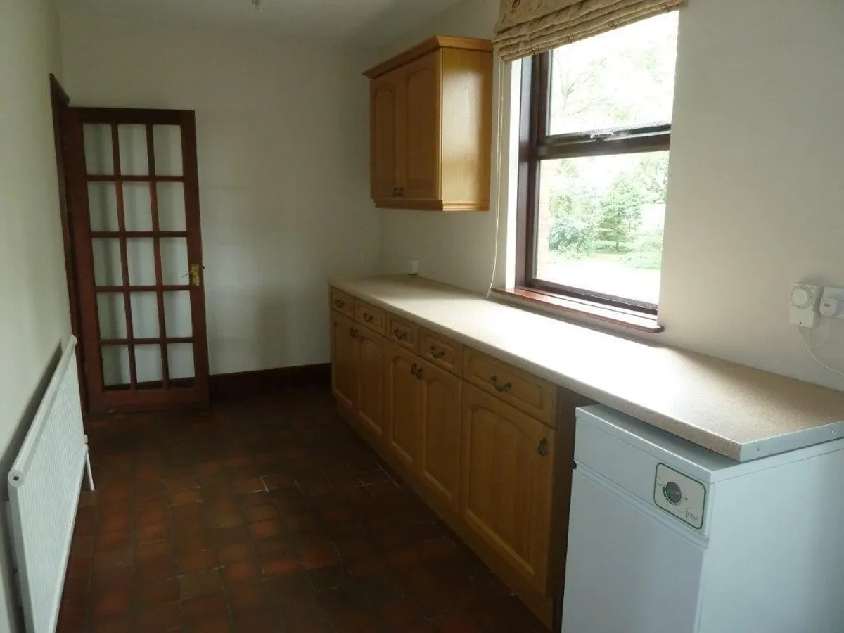 SPINNEY LODGE, GIBSONS LANE, OLD DALBY