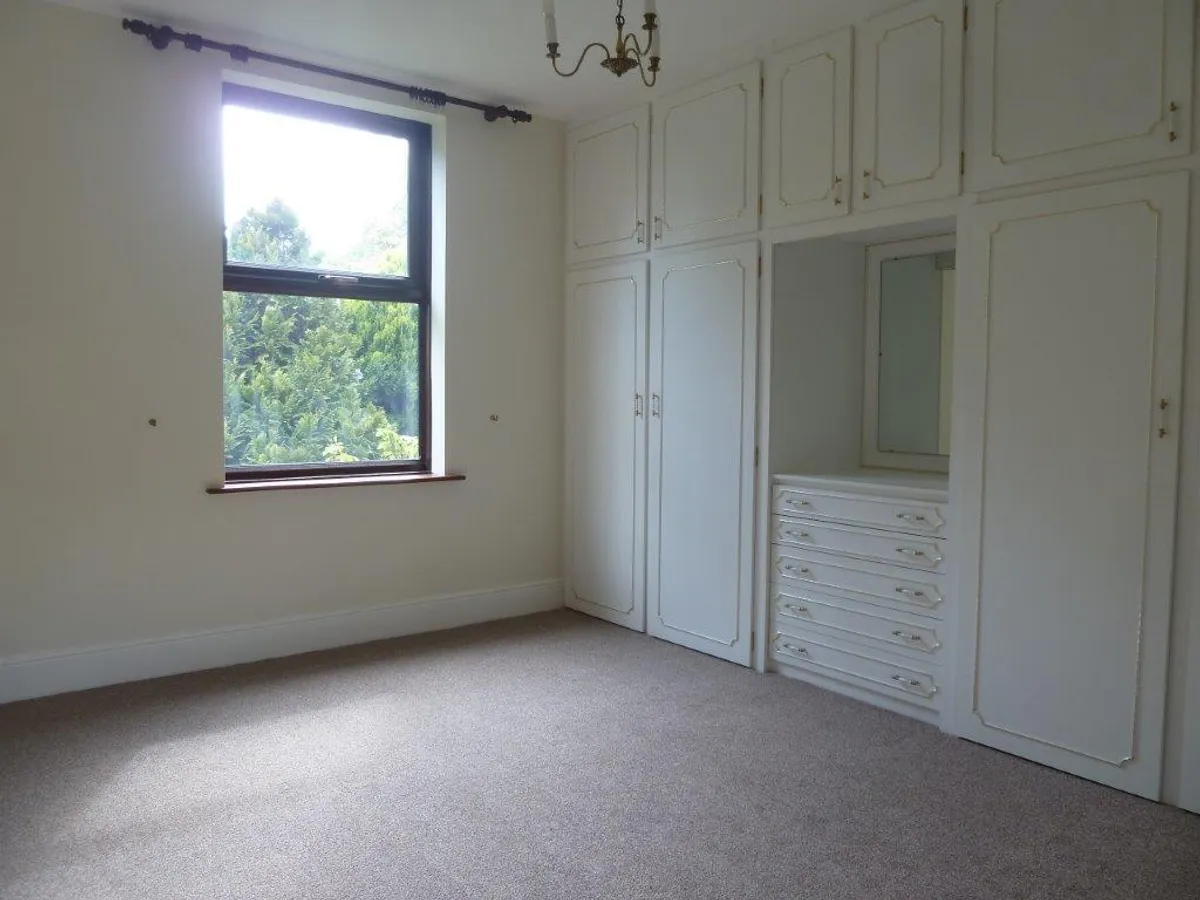 SPINNEY LODGE, GIBSONS LANE, OLD DALBY