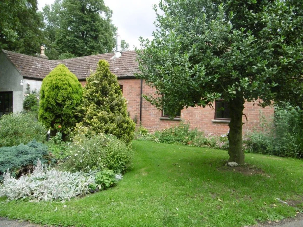 SPINNEY LODGE, GIBSONS LANE, OLD DALBY