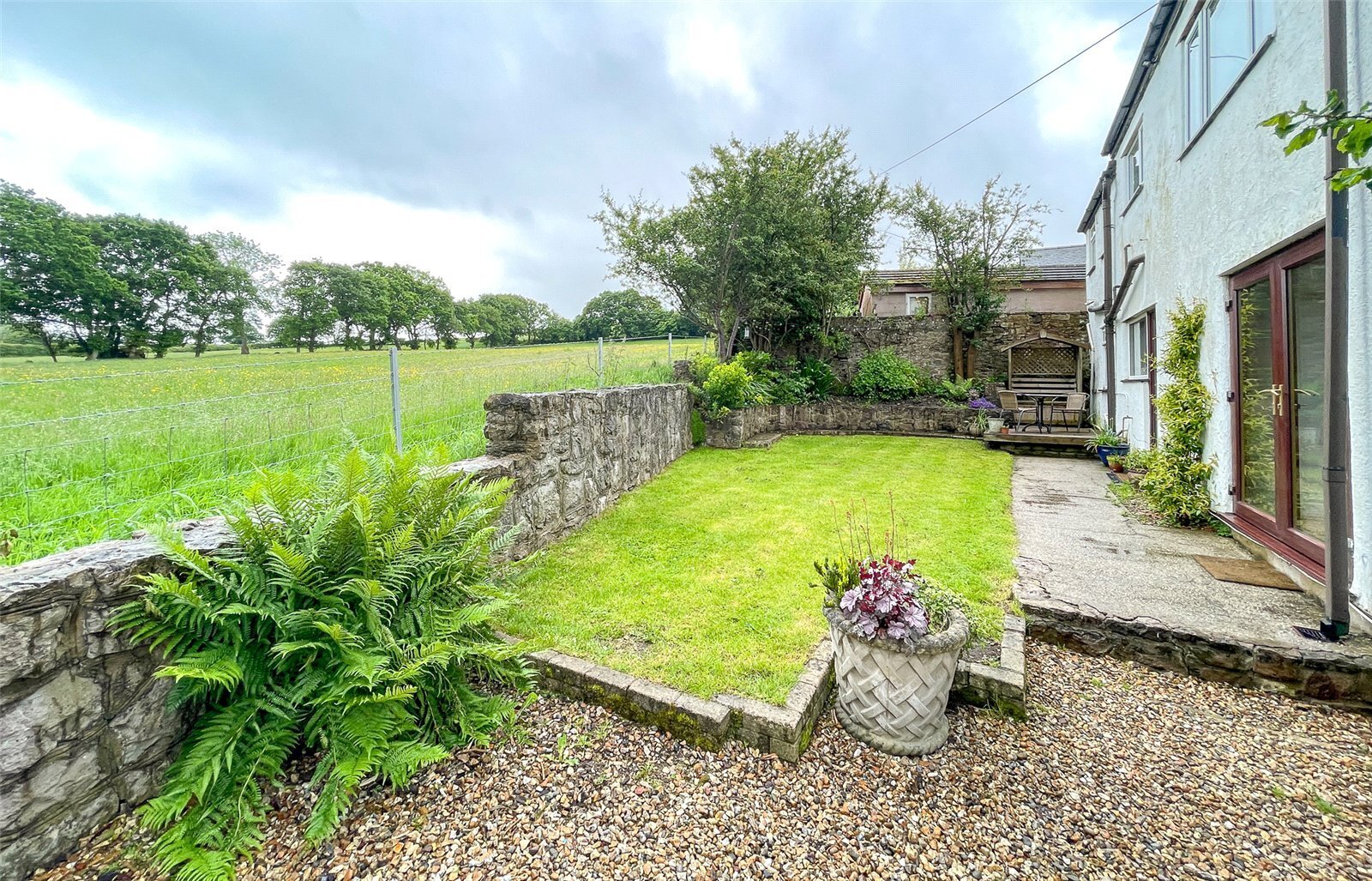 4 bedroom property for sale in Dolwen Road, Llysfaen, Colwyn Bay, LL29