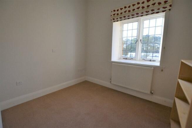 Woolston Close, Northampton Image 4