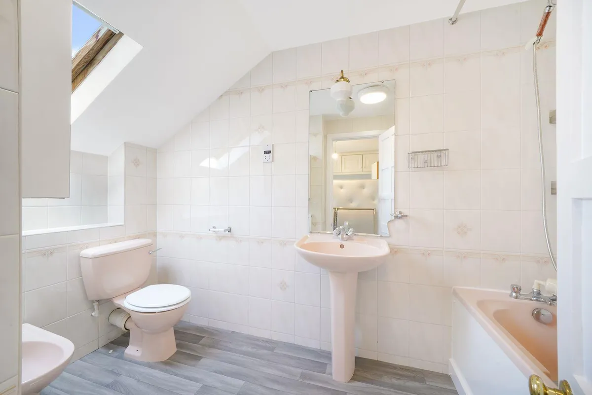 Honeyman Close, Brondesbury Park, NW6