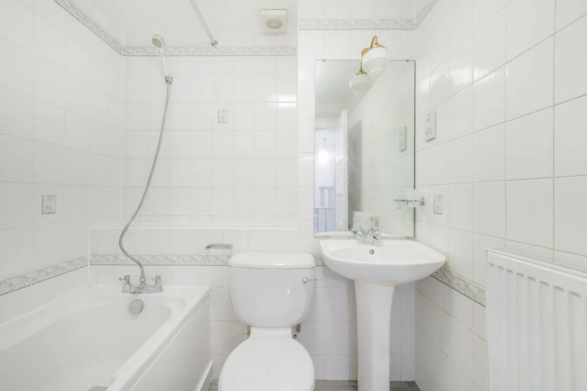 Honeyman Close, Brondesbury Park, NW6