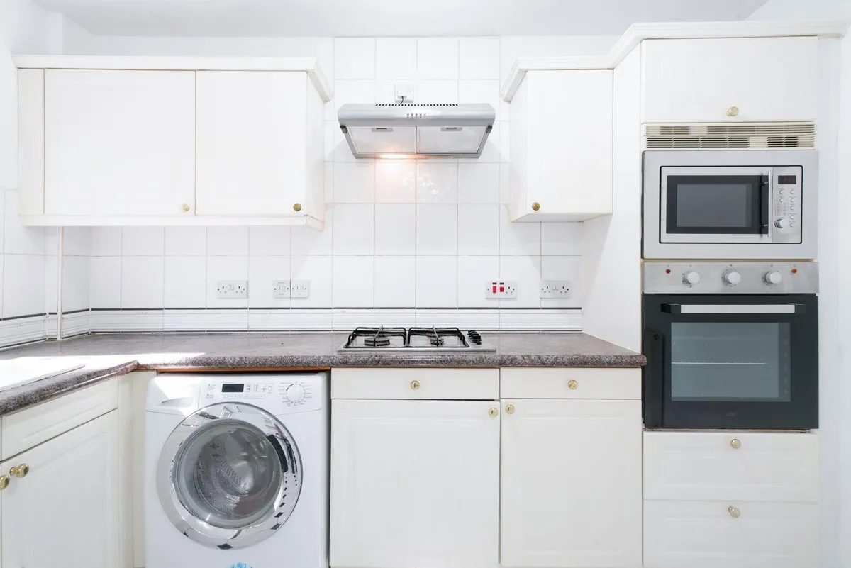 Honeyman Close, Brondesbury Park, NW6