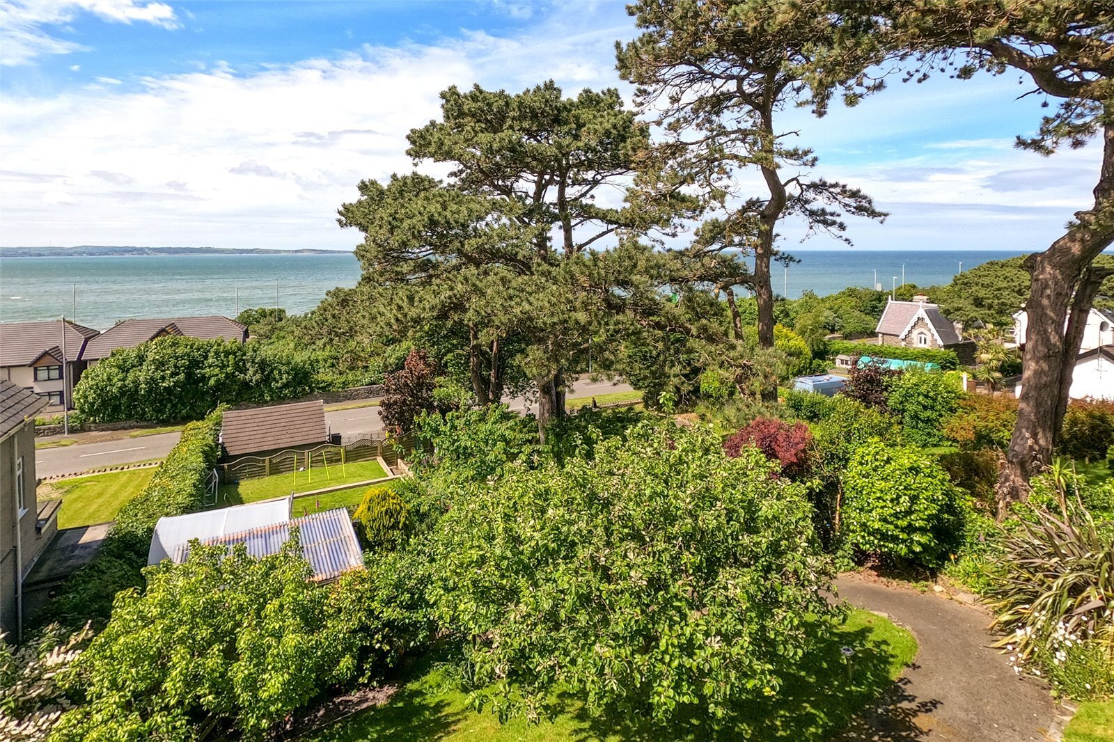 5 bedroom property for sale in Penmaen Park, Llanfairfechan, Conwy