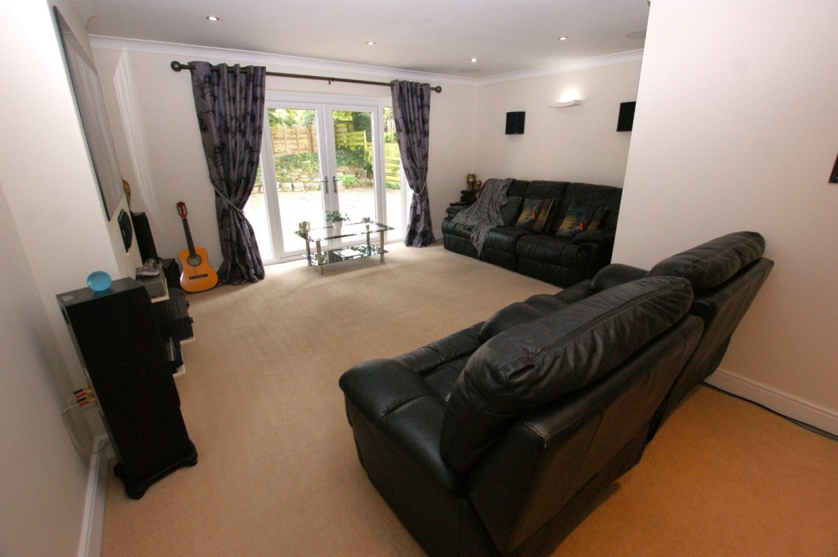 4 bedroom property for sale in Rectory Avenue, Corfe Mullen, Wimborne