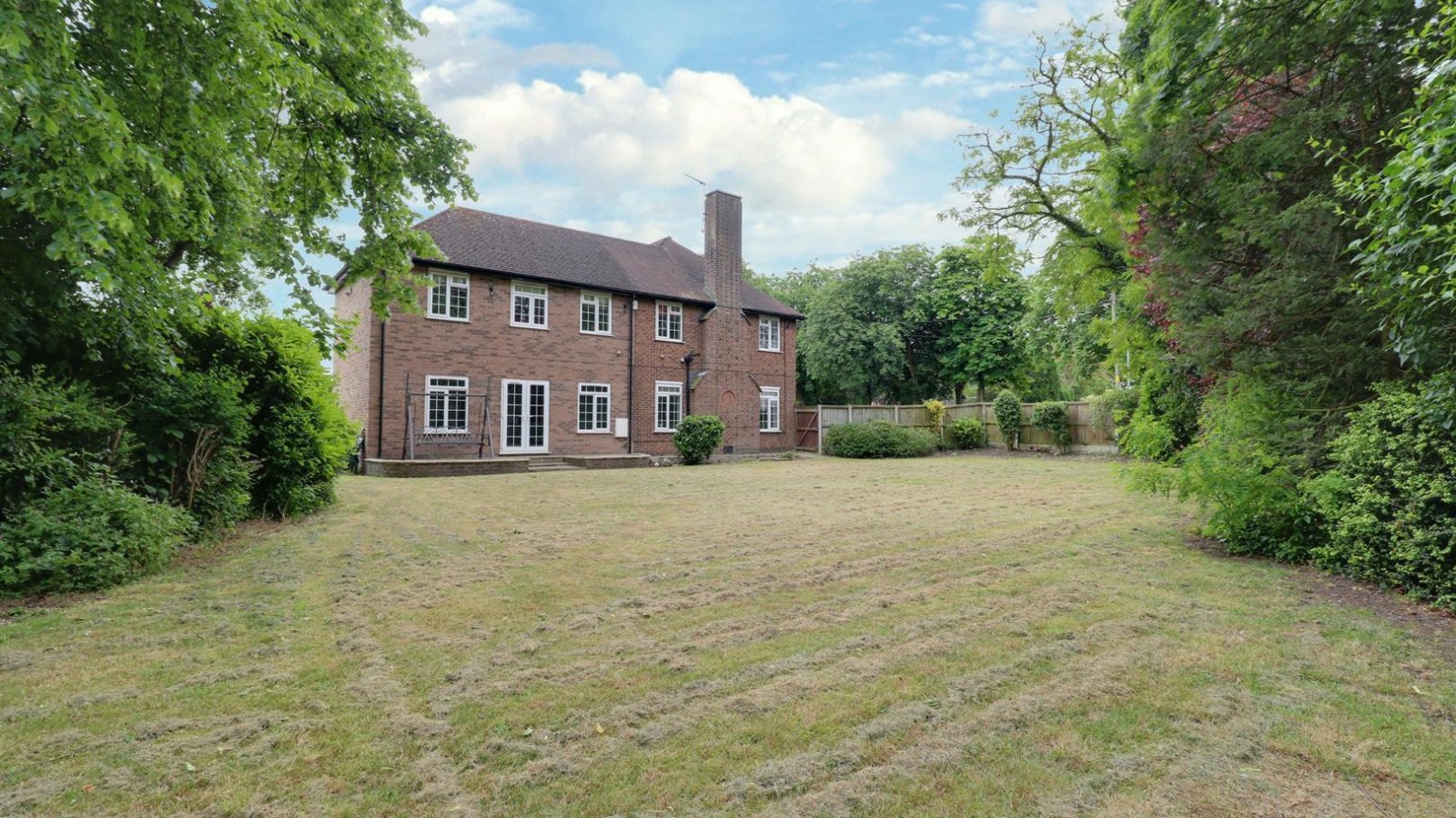 6 bedroom property for sale in The Fairway, Alsager Guide price £914,995