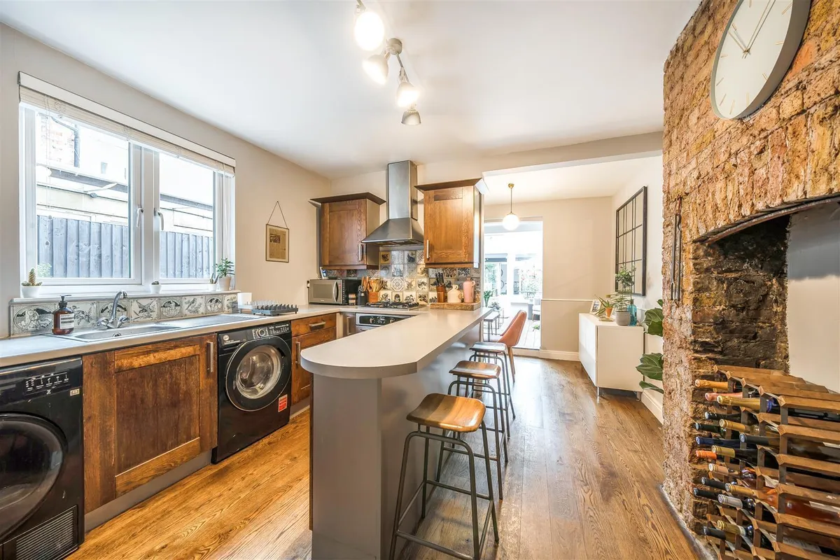 Villiers Road, London, NW2
