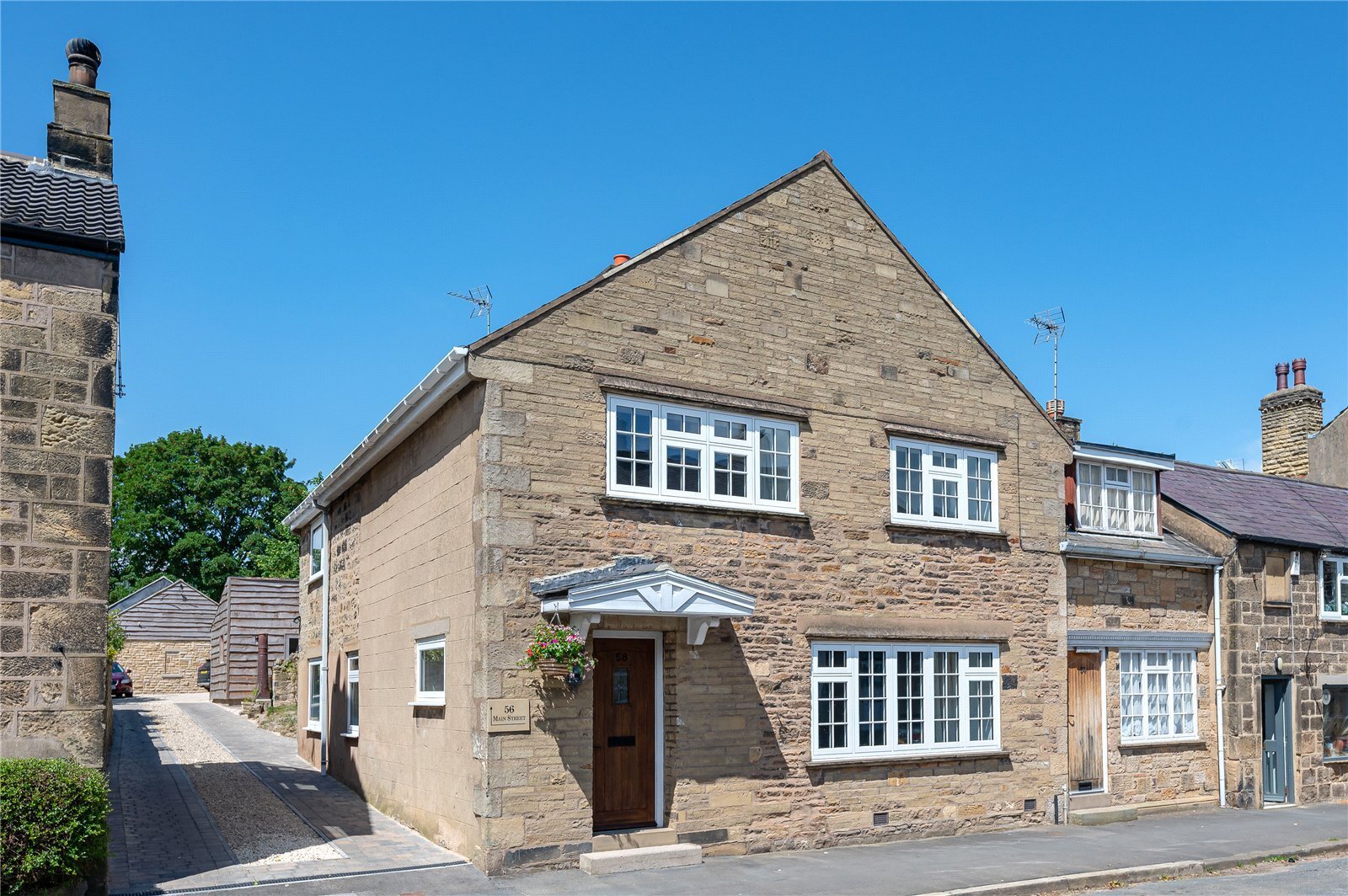 3 bedroom property for sale in Main Street, Thorner, LS14 Guide price