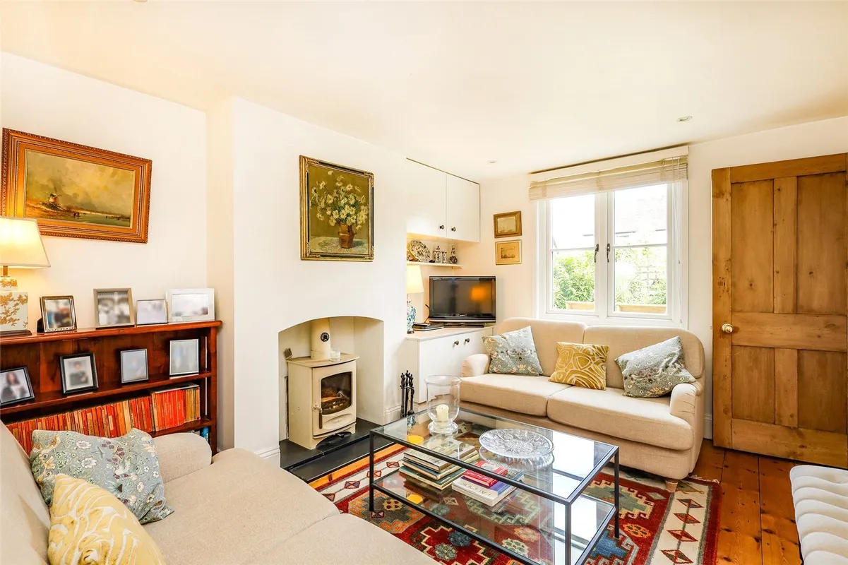 Hill Brow Road, Liss, Hampshire, GU33