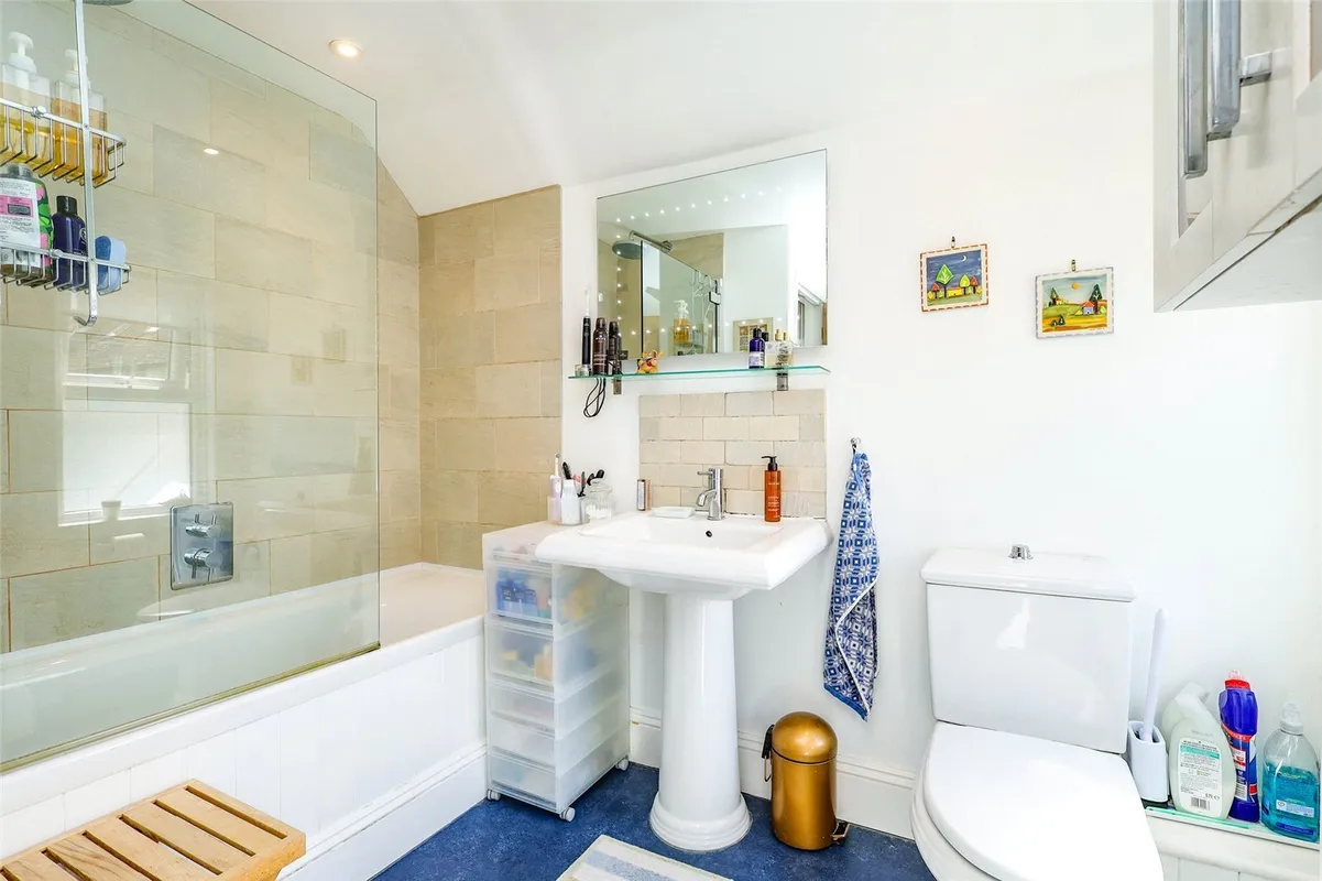 Hill Brow Road, Liss, Hampshire, GU33