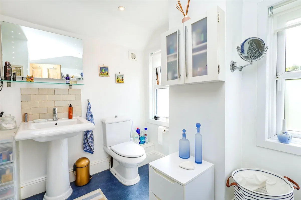 Hill Brow Road, Liss, Hampshire, GU33