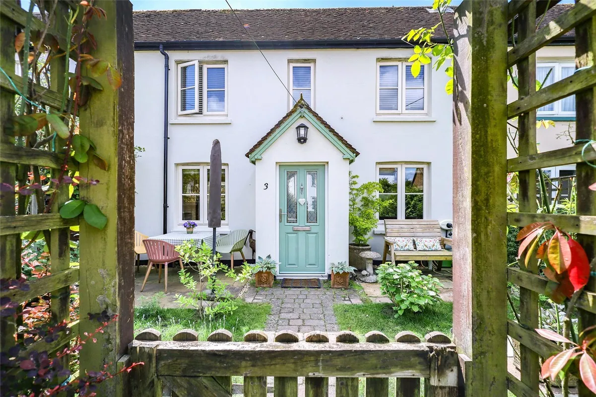 Hill Brow Road, Liss, Hampshire, GU33
