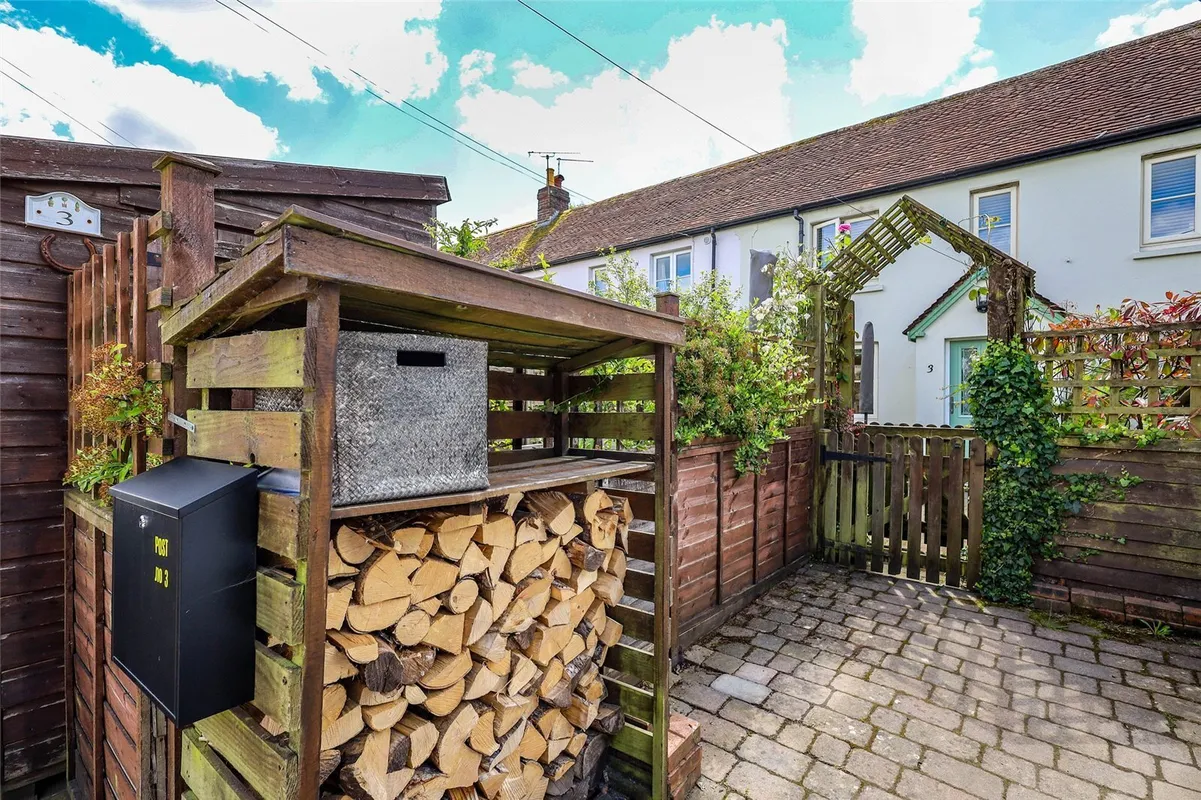 Hill Brow Road, Liss, Hampshire, GU33