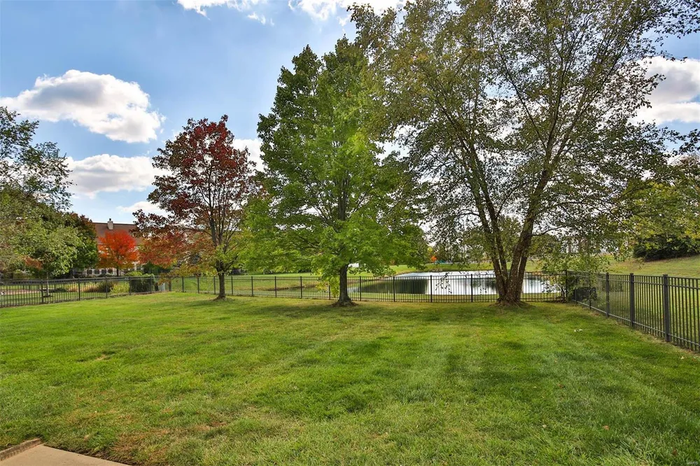 7734 Ardmore Dr, Dardenne Prairie, MO 63368