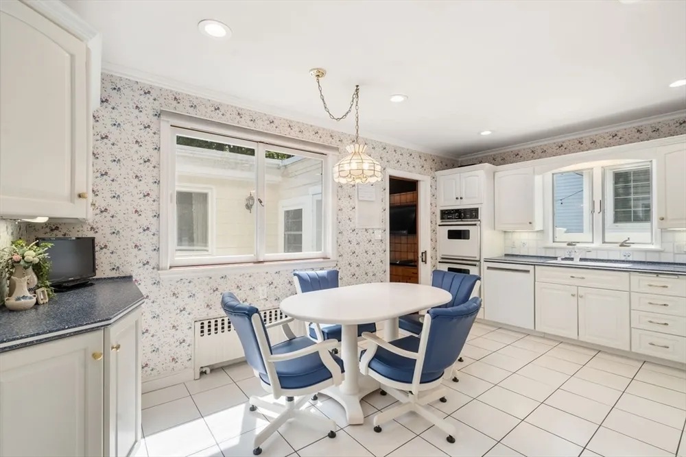 167 Perkins St, Melrose, MA 02176
