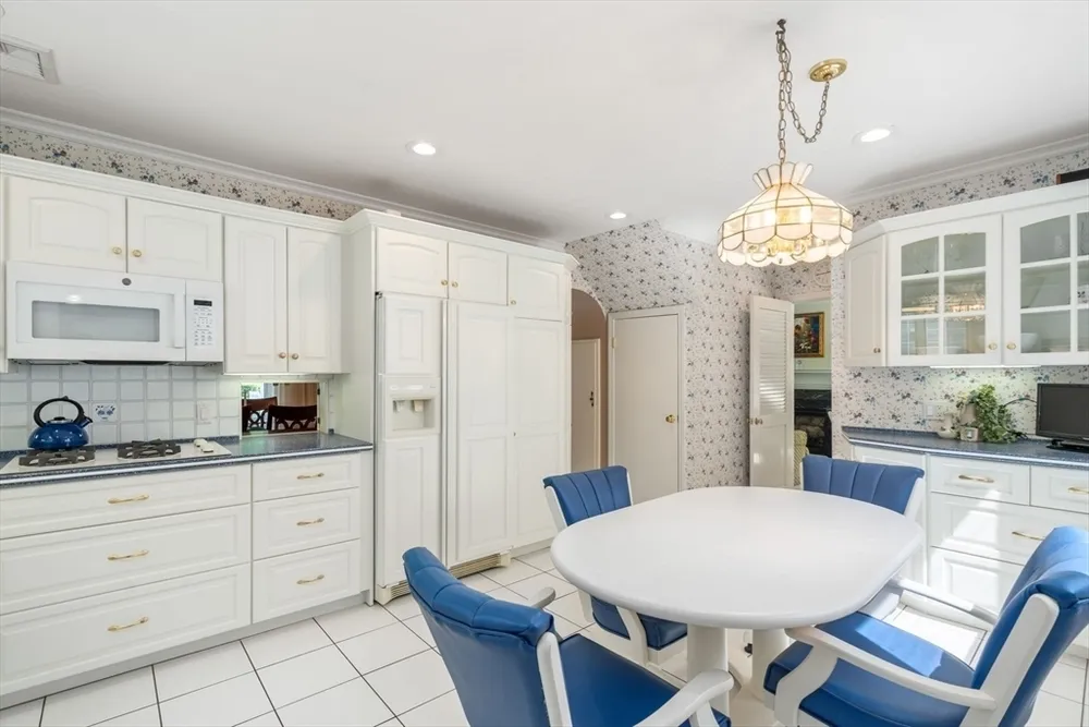 167 Perkins St, Melrose, MA 02176