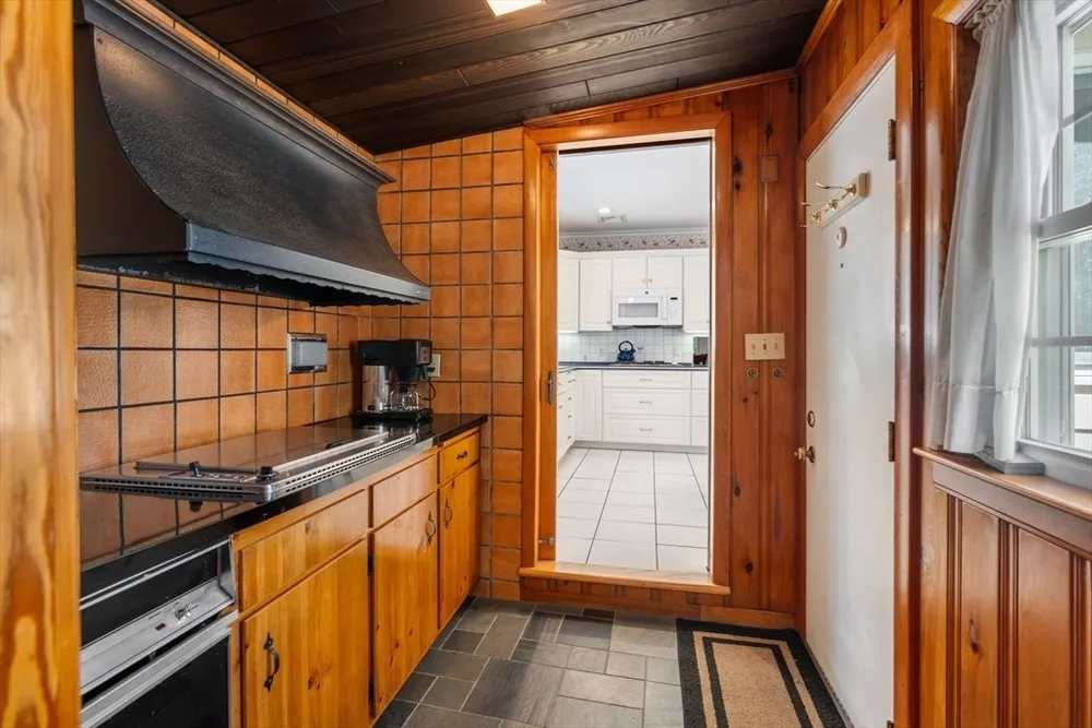 167 Perkins St, Melrose, MA 02176