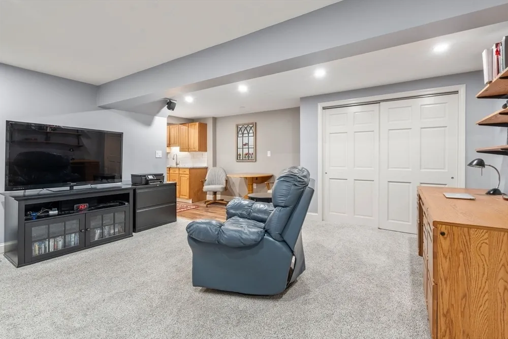 167 Perkins St, Melrose, MA 02176