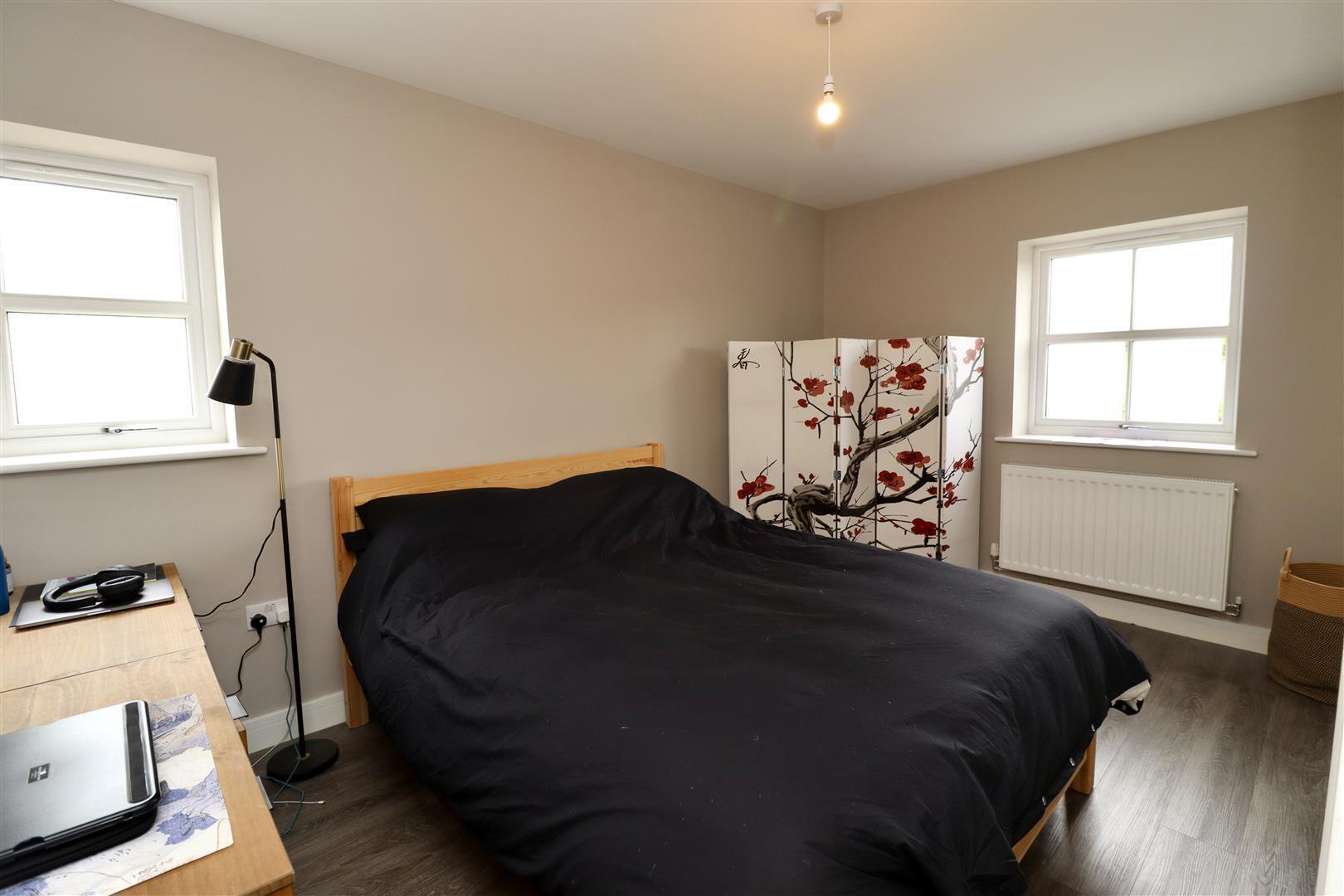 2 bedroom property for sale in Westgate, North Newbald, York £340,000