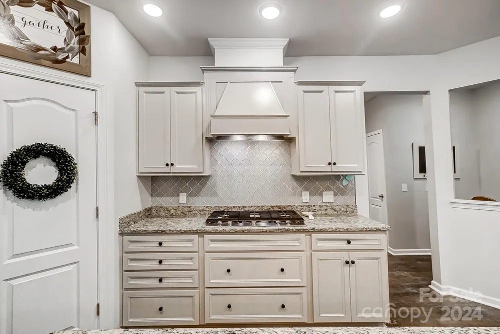 1044 Crescent Moon Dr, Fort Mill, SC 29715