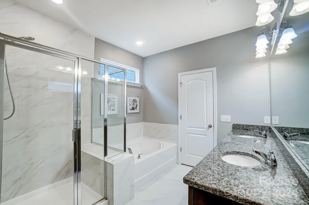 1044 Crescent Moon Dr, Fort Mill, SC 29715