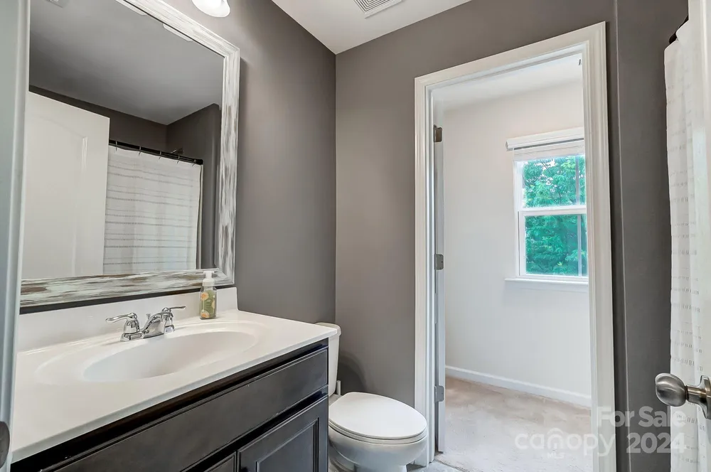 1044 Crescent Moon Dr, Fort Mill, SC 29715