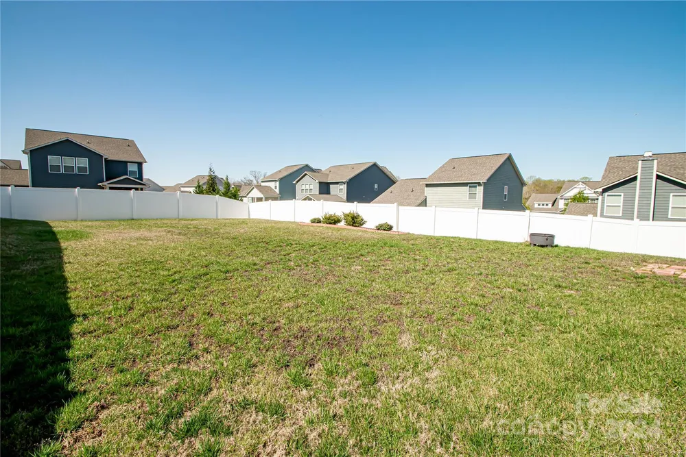 5115 Grace View Dr, Pineville, NC 28134
