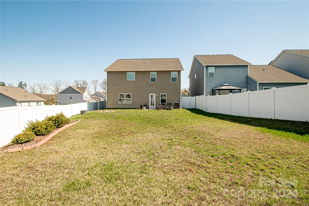 5115 Grace View Dr, Pineville, NC 28134