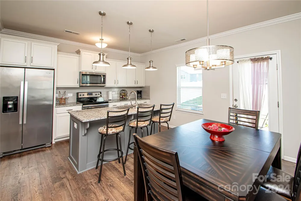5115 Grace View Dr, Pineville, NC 28134