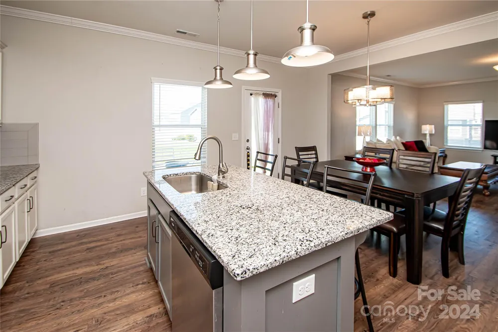 5115 Grace View Dr, Pineville, NC 28134