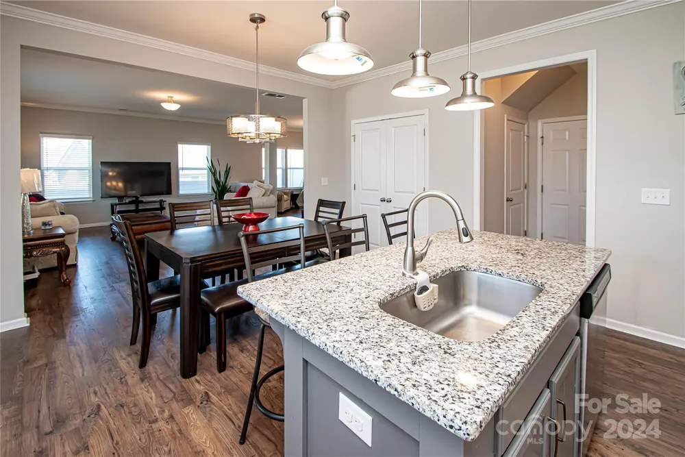 5115 Grace View Dr, Pineville, NC 28134