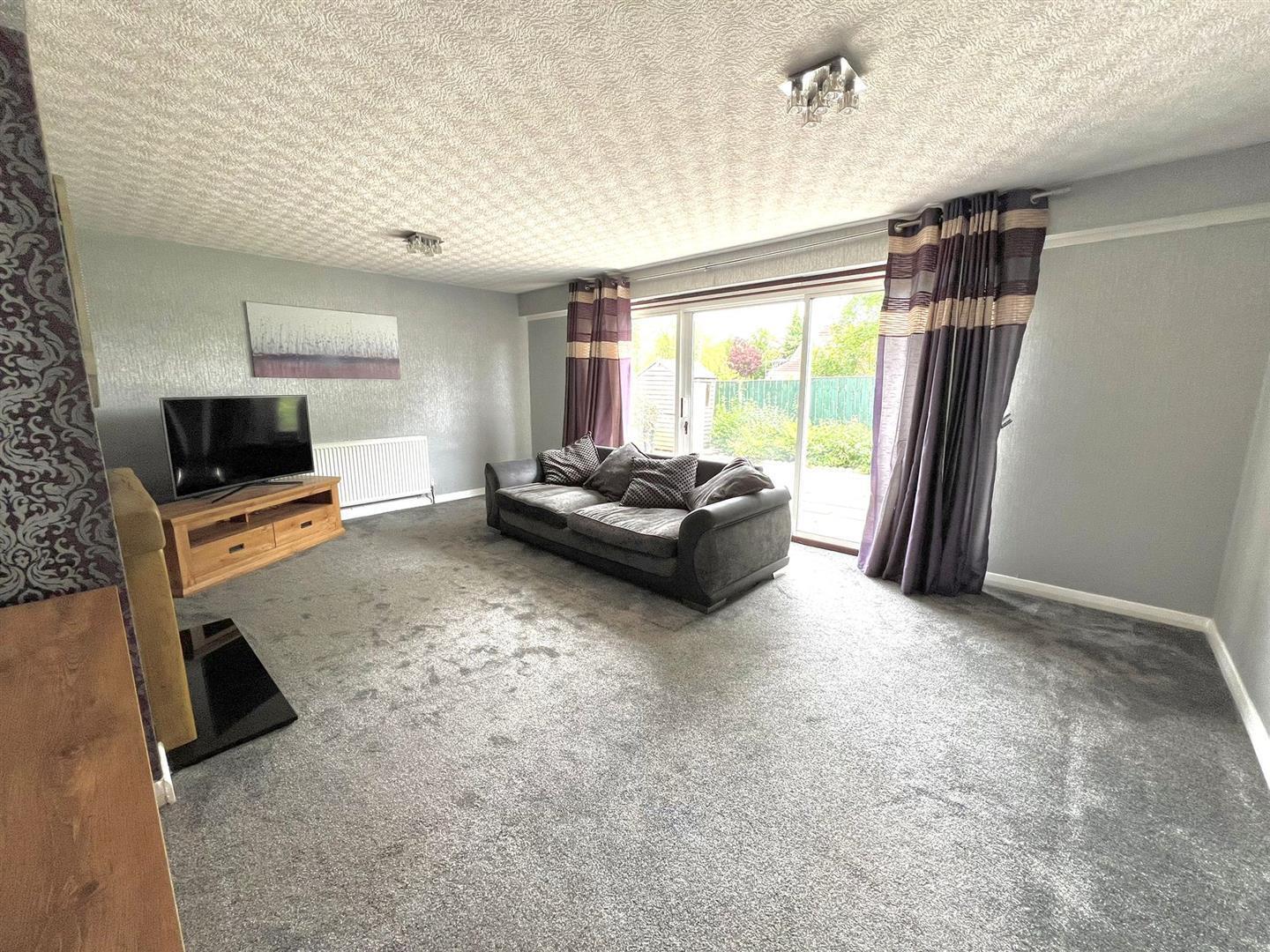 3 bedroom property for sale in Leys Lane, Skipsea, Driffield £159,950