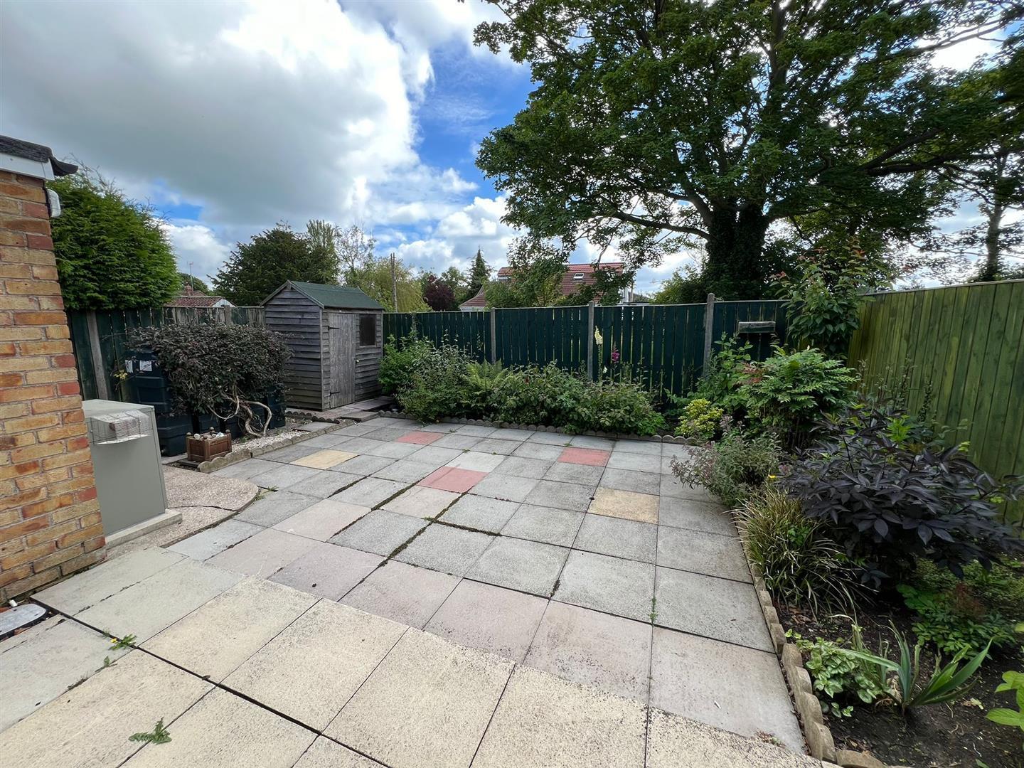 3 bedroom property for sale in Leys Lane, Skipsea, Driffield £159,950