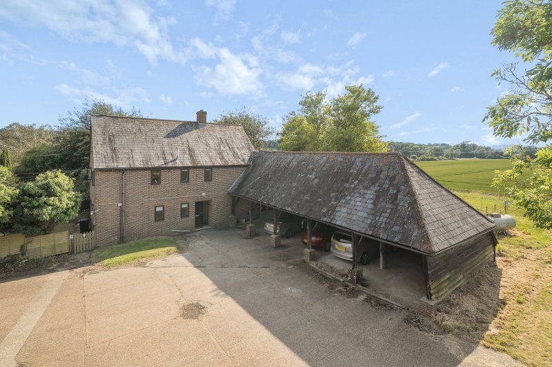 4 bedroom property for sale in Silkstead Lane, Hursley, SO21 Guide