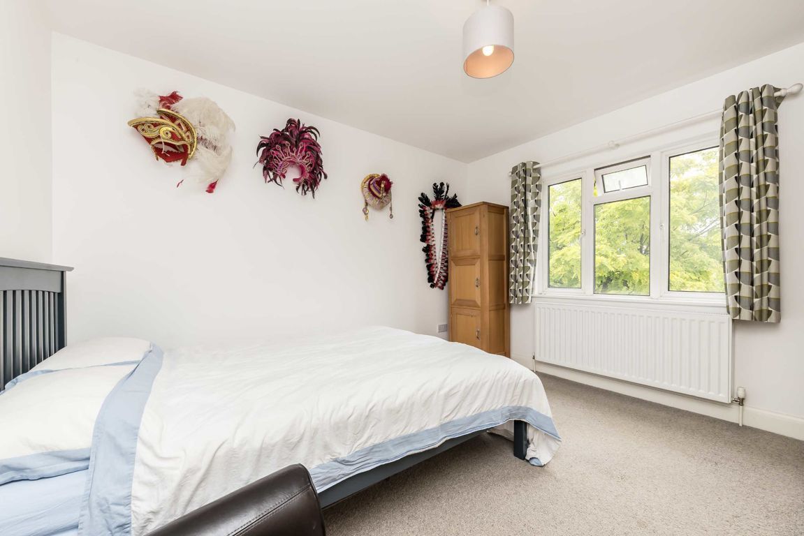 Snellers 5 bedroom property for sale in Radnor Road, Twickenham £
