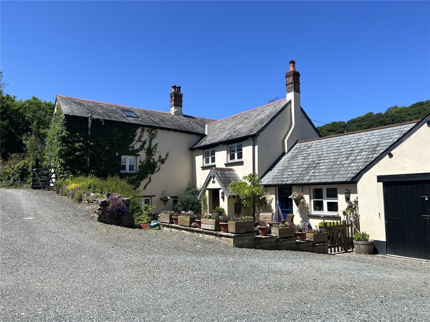 JacksonStops 5 bedroom property for sale in Littleham, Bideford