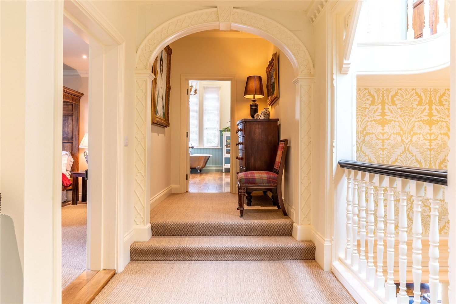 JacksonStops 5 bedroom property for sale in Hadleigh, Street