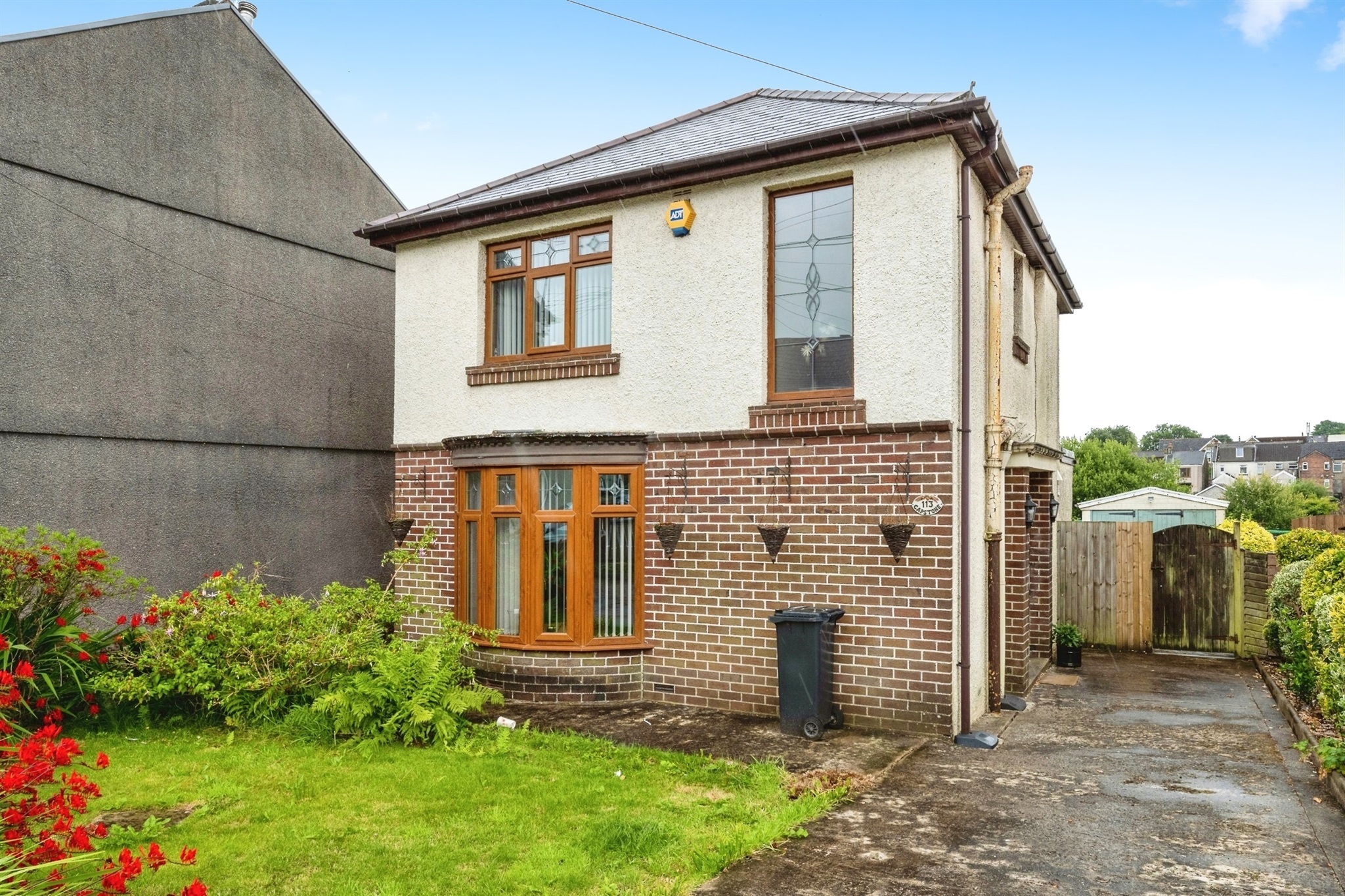 Peter Alan Estate Agents in Neath Sell, Buy, Mortgages, Let or Rent