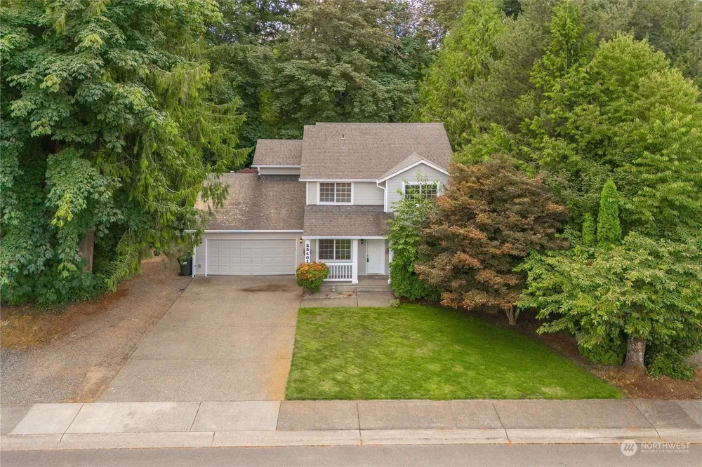 25401 Kanasket Dr, Black Diamond, WA 98010