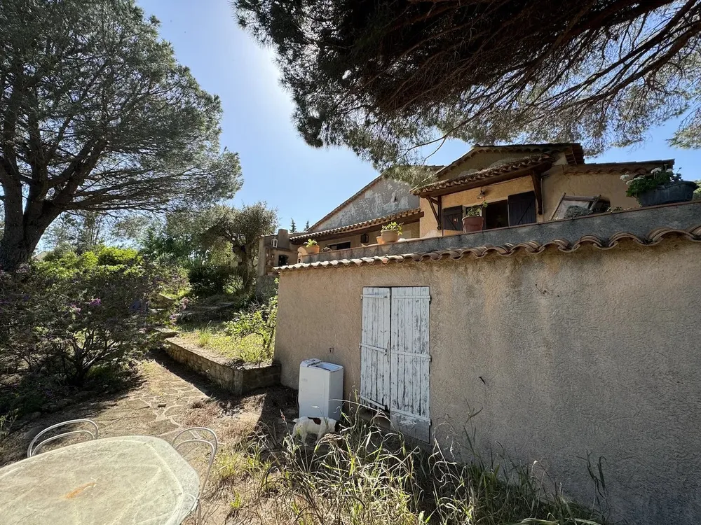 Grimaud, 83310, France