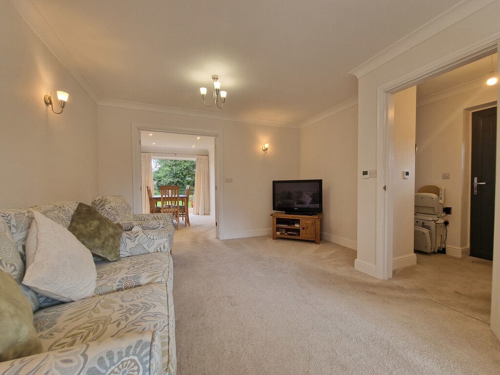 3 bedroom property for sale in Cranes Meadow, Harleston Guide price £