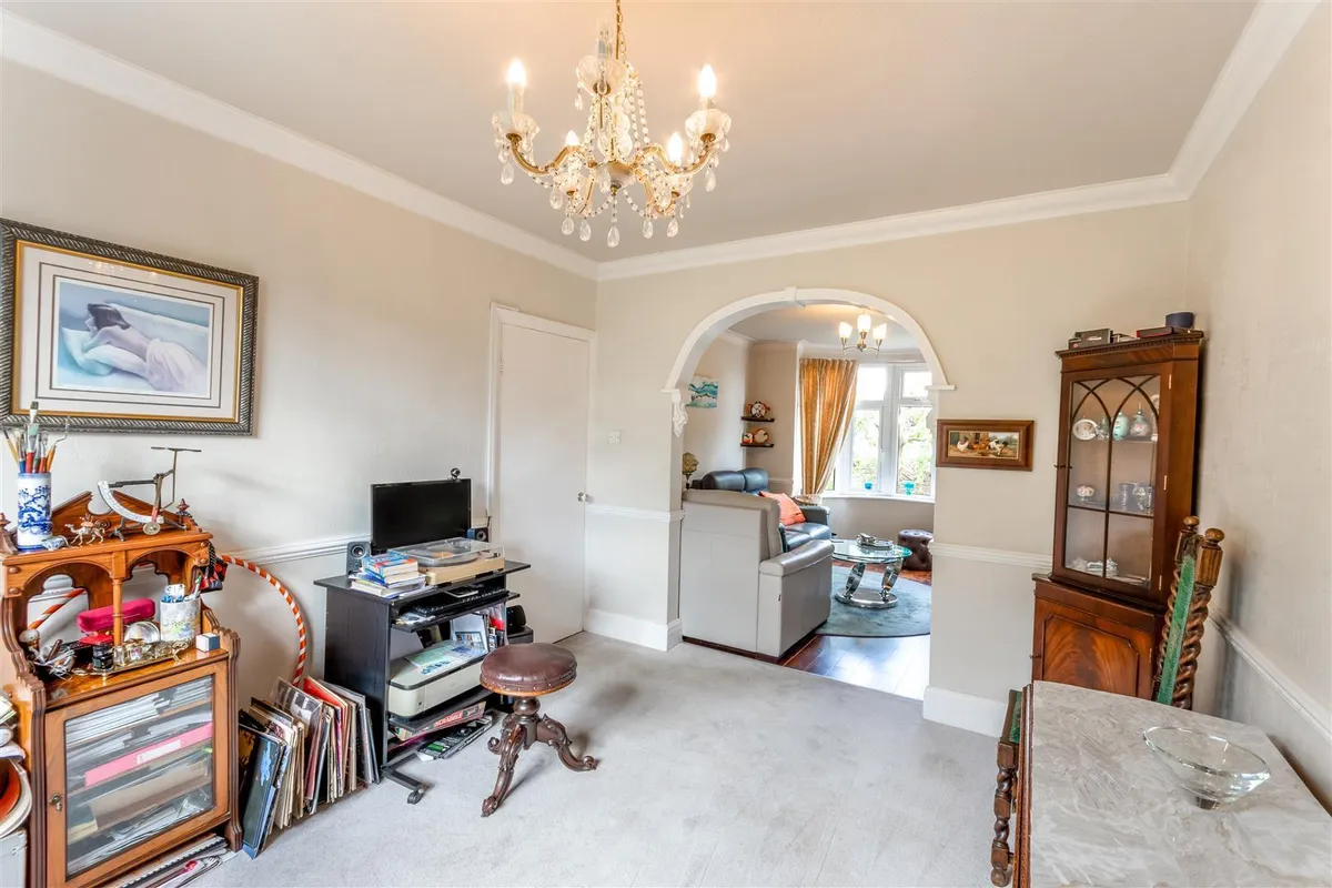 21 Nether Avenue, Grenoside, S35 8PW