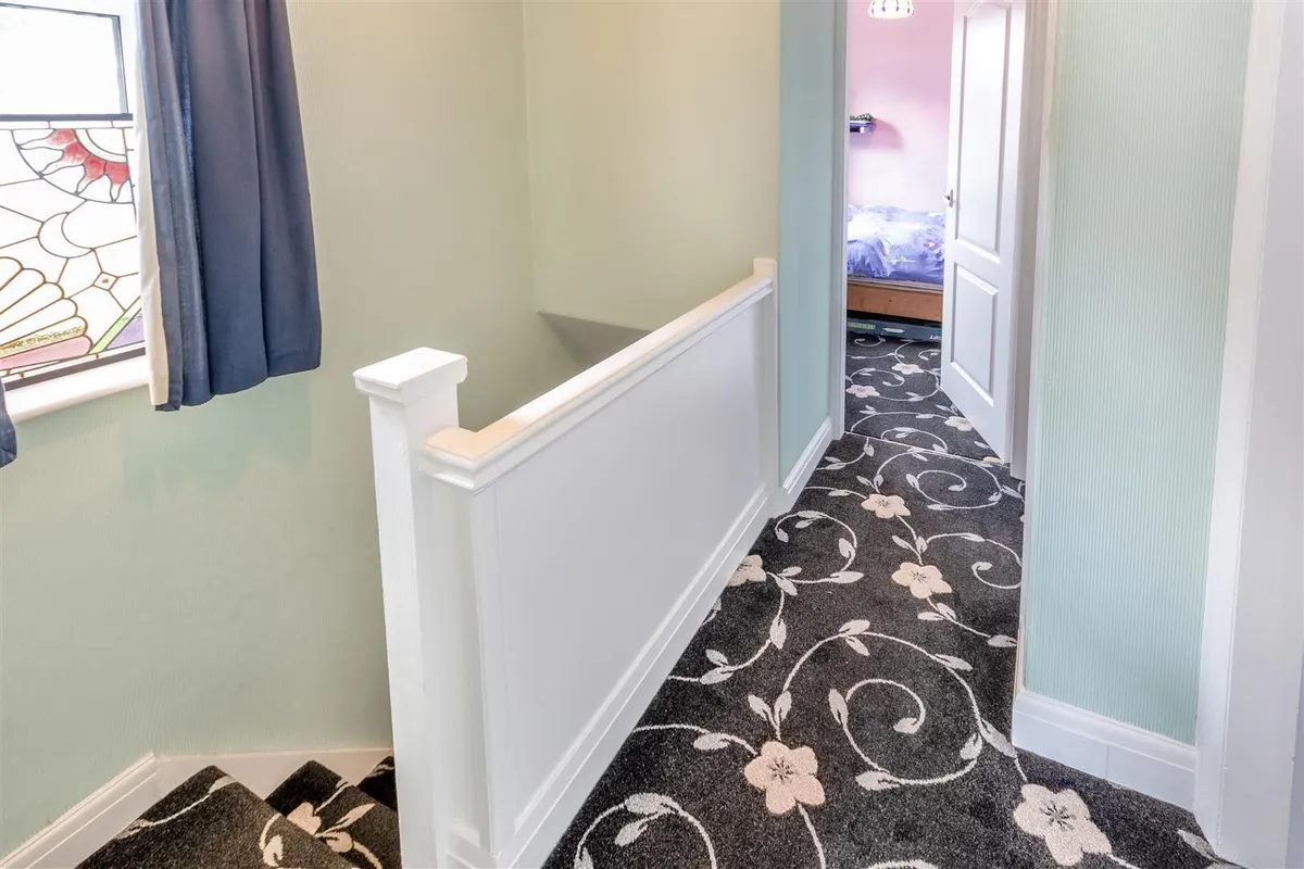 21 Nether Avenue, Grenoside, S35 8PW