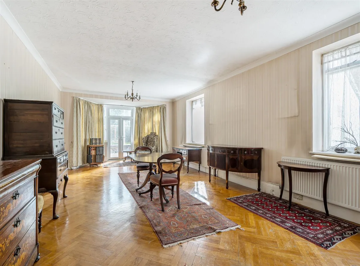 Brondesbury Park, NW2