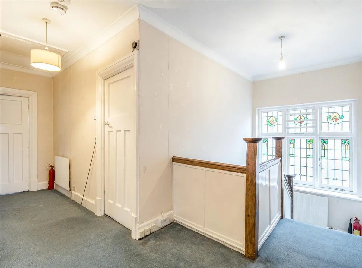 Brondesbury Park, NW2